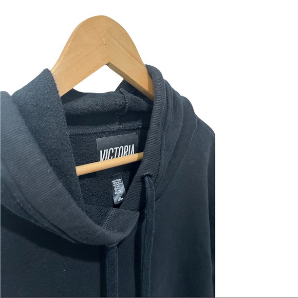 VICTORIA SPORT BLACK ULTRA CROPPED HOODIE LOGO SWEATSHIRT SIZE MEDIUM NWT - Picture 3 of 13